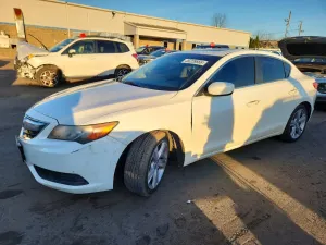 Acura ILX 2.0L 4 2014