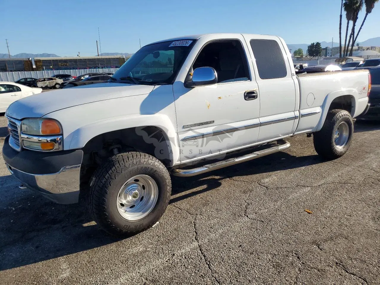 GMC Sierra 6.0L 8 2002
