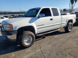 GMC Sierra 6.0L 8 2002