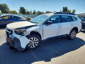 Subaru Outback 2.5L 4 2022