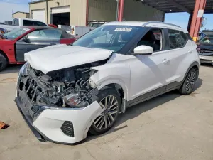 Nissan Kicks 1.6L 4 2023