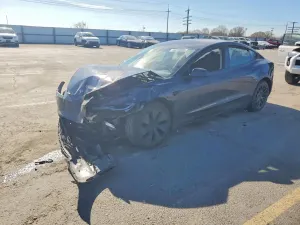 Tesla Model 3 2025