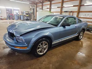 Ford Mustang 4.0L 6 2005