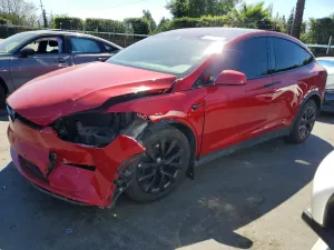 Tesla Model X 2022