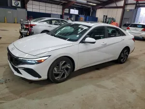 Hyundai Elantra 2.0L 4 2024