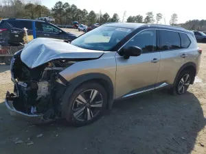 Nissan Rogue 2.5L 4 2021