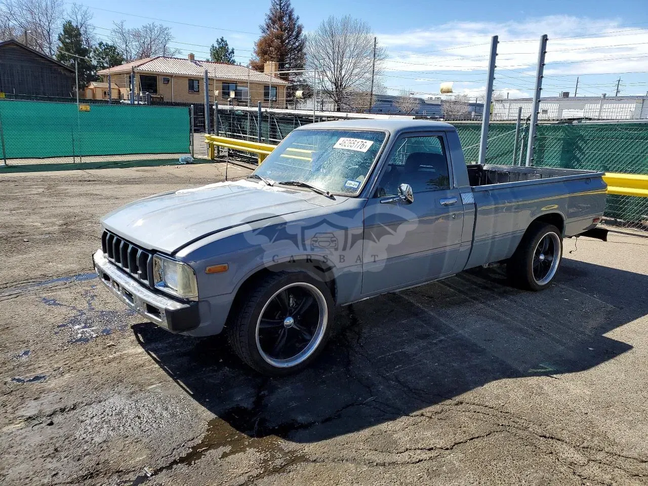 Toyota Hilux 2.4L 4 1982