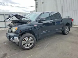 Toyota Tundra 5.7L 8 2012