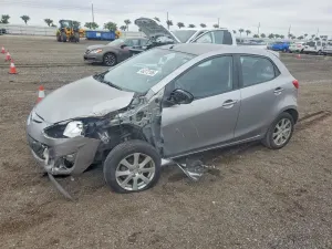Mazda 2 1.5L 4 2012