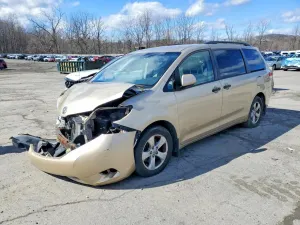 Toyota Sienna 3.5L 6 2013