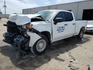 Chevrolet Silverado 1500 4.3L 6 2020