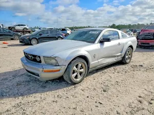 Ford Mustang 4.0L 6 2008