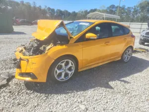 Ford Focus 2.0L 4 2014