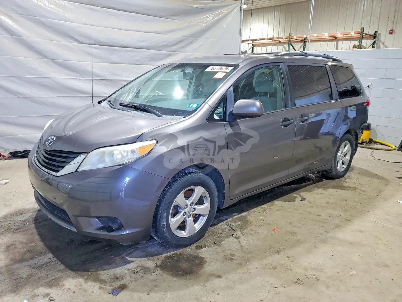 Toyota Sienna 3.5L 6 2013