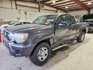 Toyota Tacoma 2.7L 4 2015