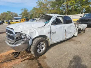 RAM 1500 5.7L 8 2021