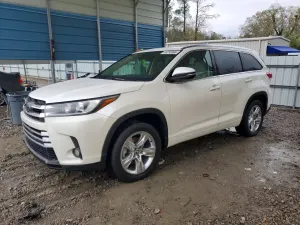 Toyota Highlander 3.5L 6 2018