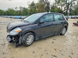 Nissan Versa 1.8L 4 2010