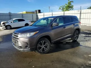 Toyota Highlander 3.5L 6 2019