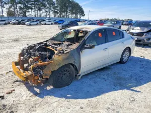 Nissan Altima 2.5L 4 2012
