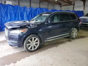 Volvo XC90 2.0L 4 2016