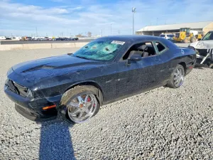 Dodge Challenger 5.7L 8 2015