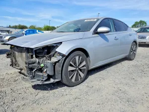 Nissan Altima 2.5L 4 2019