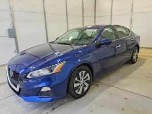 Nissan Altima 2.5L 4 2020