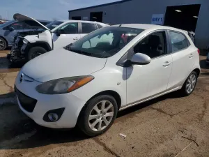 Mazda 2 1.5L 4 2012