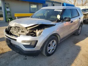 Ford Explorer 3.7L 6 2016