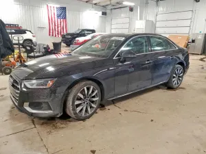 Audi A4 2.0L 4 2022