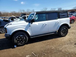 Ford Bronco 2.3L 4 2023