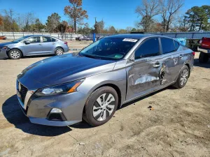 Nissan Altima 2.5L 4 2022
