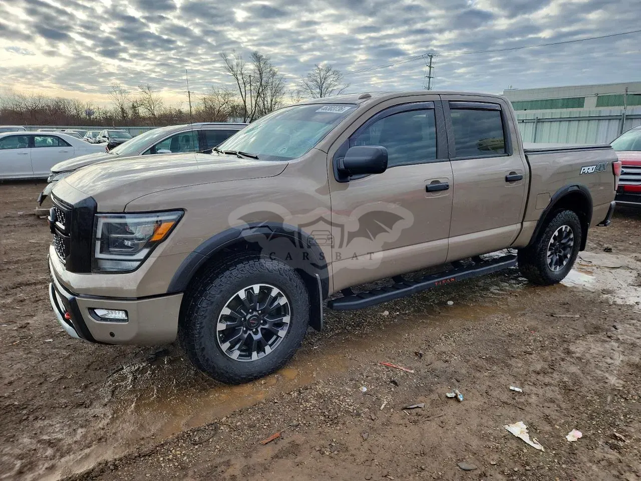 Nissan Titan 5.6L 8 2021