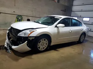 Nissan Altima 2.5L 4 2012