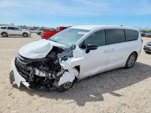 Chrysler Voyager 3.6L 6 2025