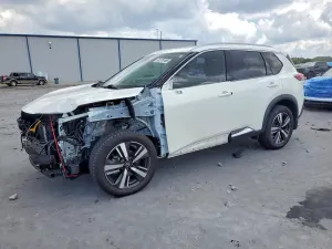 Nissan Rogue 2.5L 4 2021
