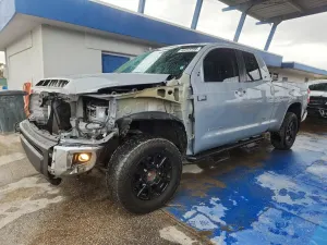 Toyota Tundra 5.7L 8 2021