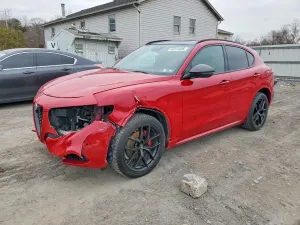 Alfa Romeo Stelvio 2.0L 4 2020