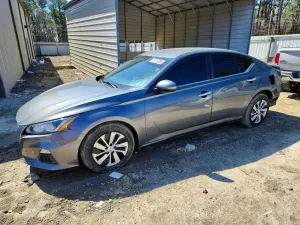 Nissan Altima 2.5L 4 2019
