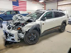 Subaru Outback 2.4L 4 2025