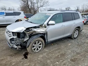 Toyota Highlander 3.5L 6 2013