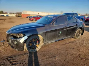 Alfa Romeo Giulia 2.0L 4 2021