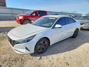 Hyundai Elantra 2.0L 4 2021