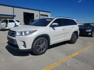 Toyota Highlander 3.5L 6 2018