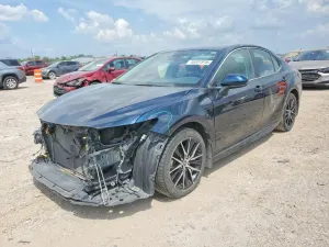 Toyota Camry 2.5L 4 2021