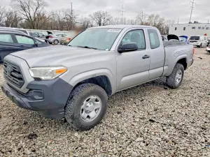 Toyota Tacoma 2.7L 4 2018