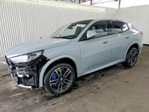 BMW X2 2.0L 4 2025