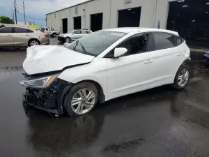 Hyundai Elantra 2.0L 4 2020