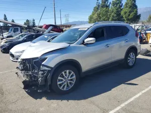 Nissan Rogue 2.5L 4 2020